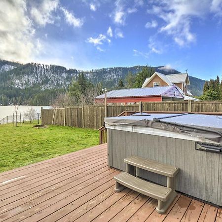 Lakefront Cabin With Stunning Mountain Views And Dock! Mineral Екстер'єр фото