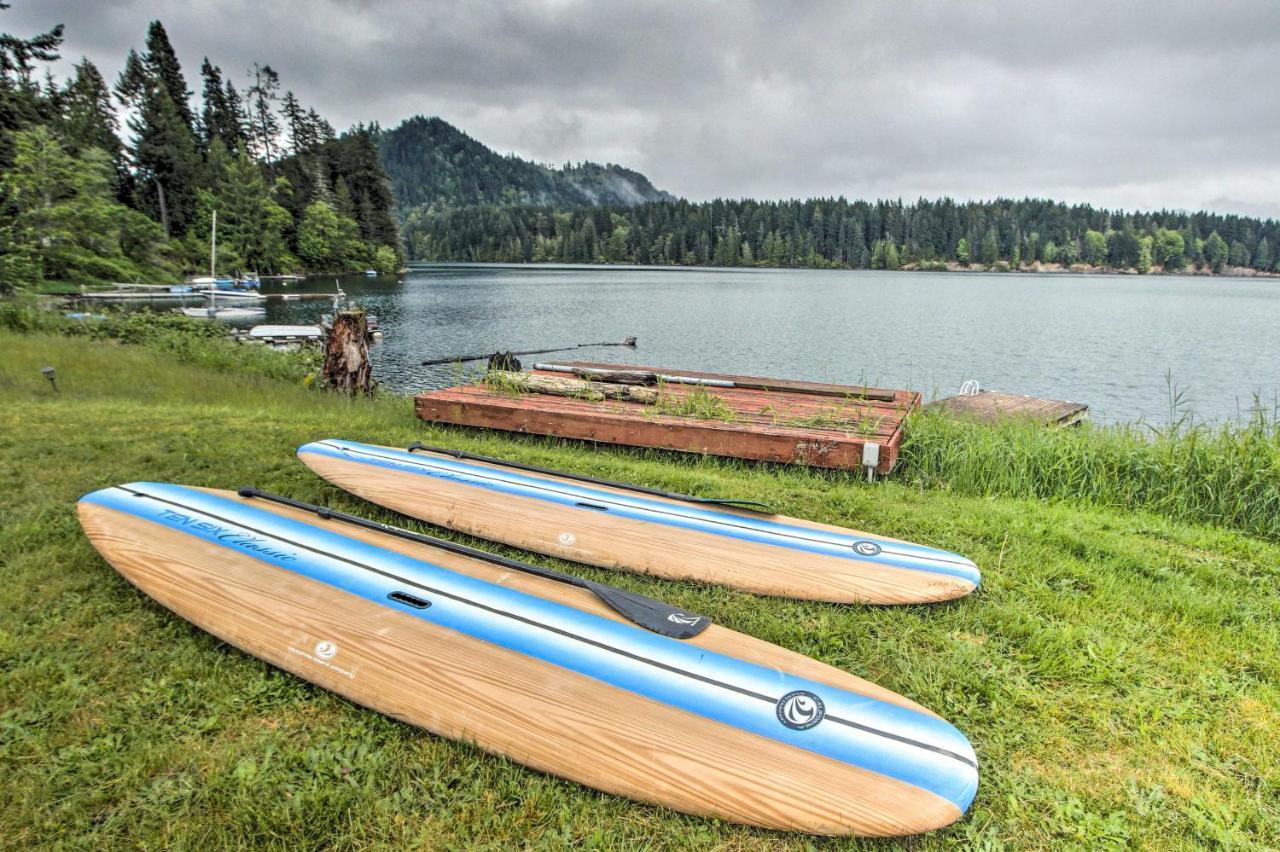 Lakefront Cabin With Stunning Mountain Views And Dock! Mineral Екстер'єр фото